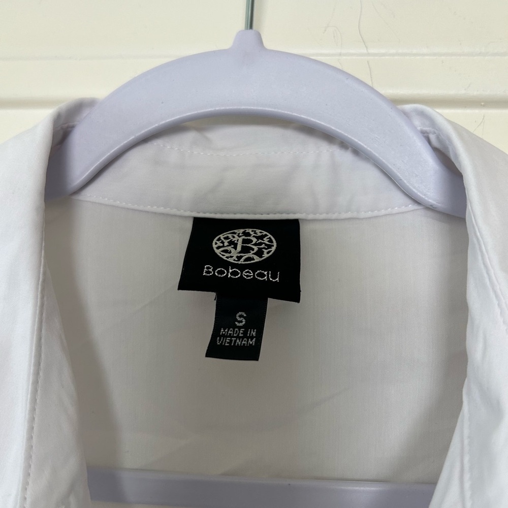 Bobeau White Dress Shirt with Three-Quarter Sleeves NWOT - Picture 6 of 6